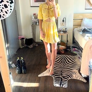 Sabo Skirt floral dress. Size is a small with yellow, orange and white detailing